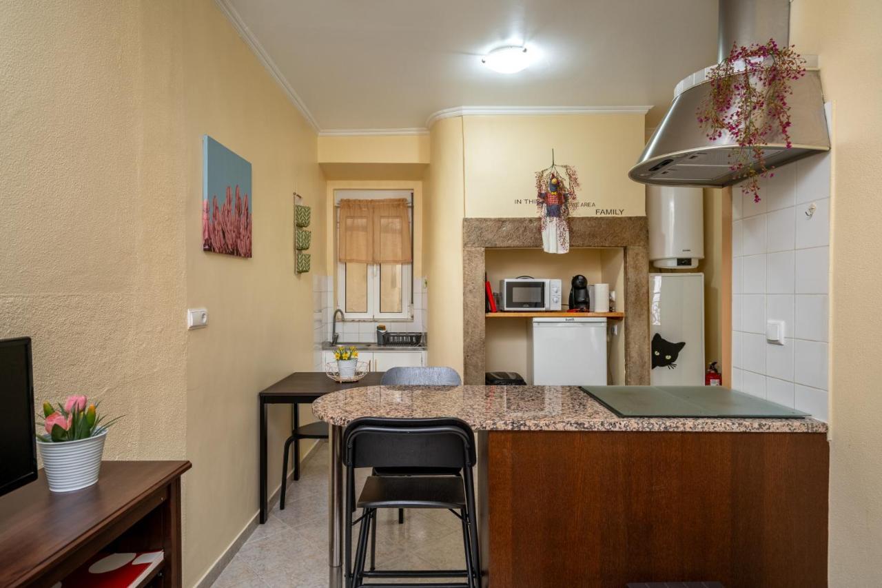 Cozy One Bedroom In Historic Location - Carmo Lissabon